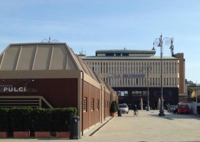 Strutture per il Mercato Antiquario in piazza Annigoni